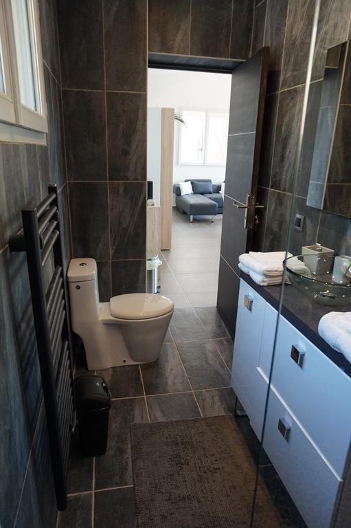 Appartement Pinede Man Yelle ซานารี-ซูร์-แมร์ ภายนอก รูปภาพ